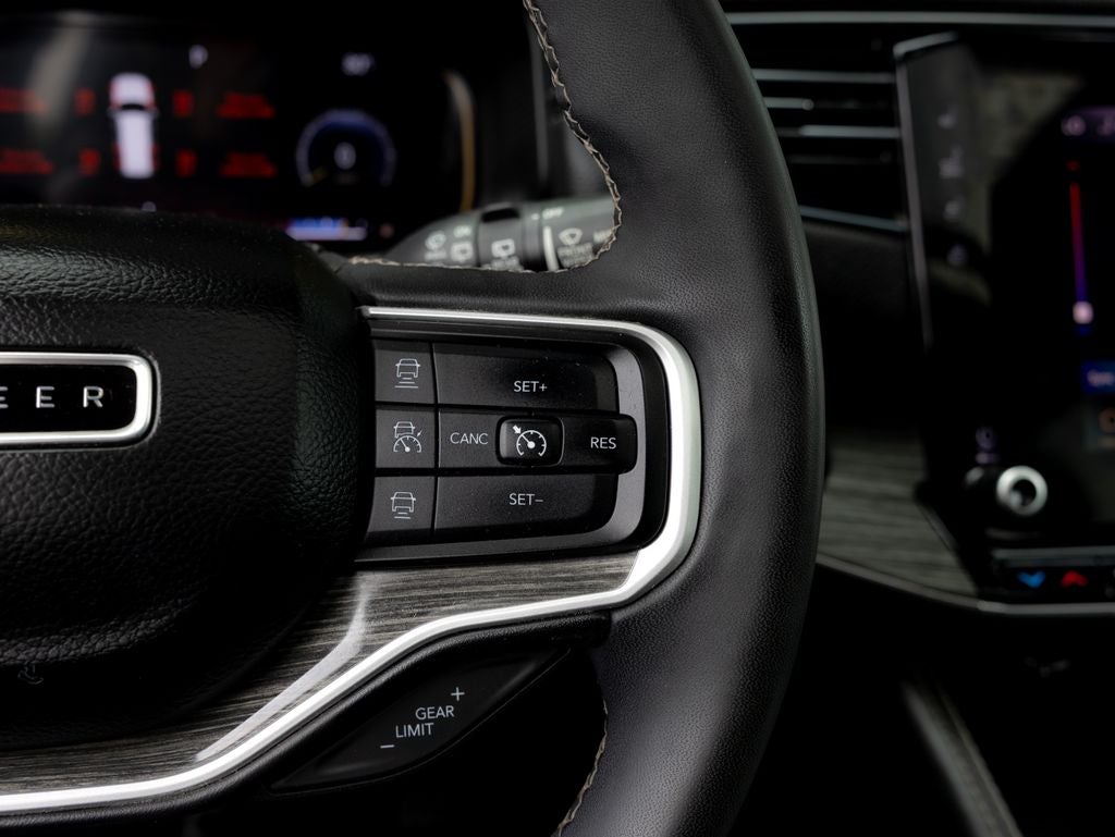 2022 Jeep Wagoneer Series II