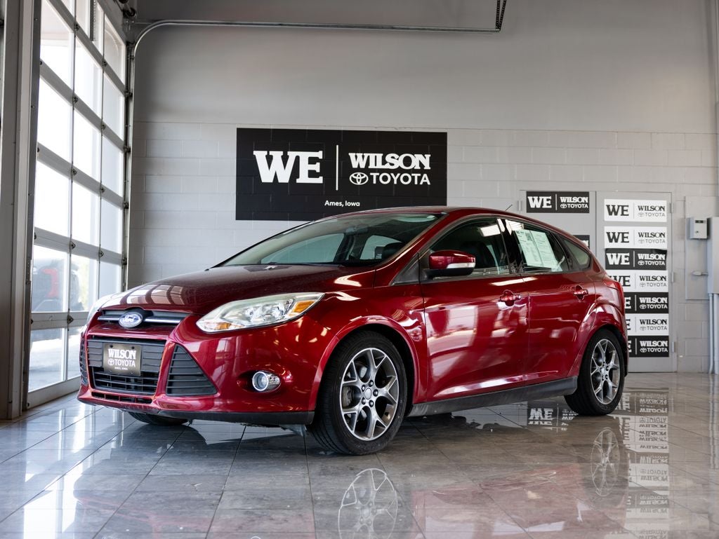 Used 2014 Ford Focus SE with VIN 1FADP3K24EL142506 for sale in Ames, IA