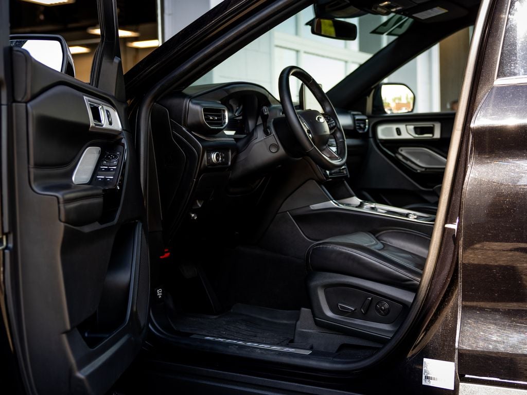 2022 Ford Explorer Platinum
