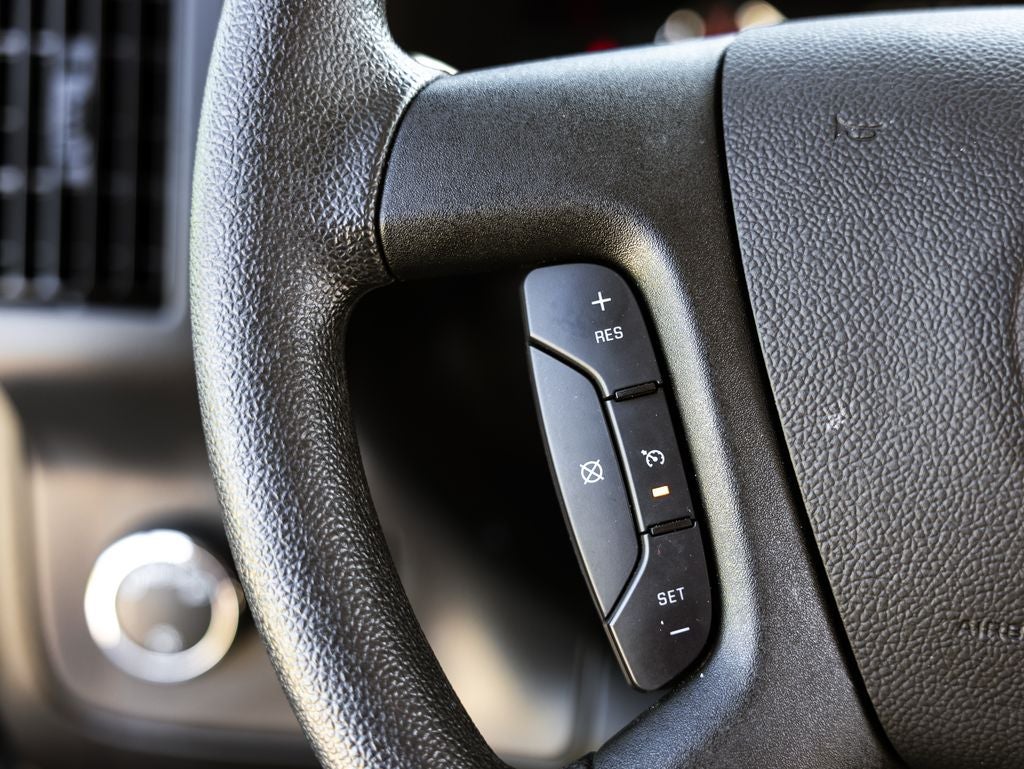 2025 Chevrolet Express 3500 LS Passenger