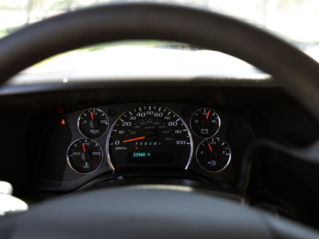 2025 Chevrolet Express 3500 LS Passenger