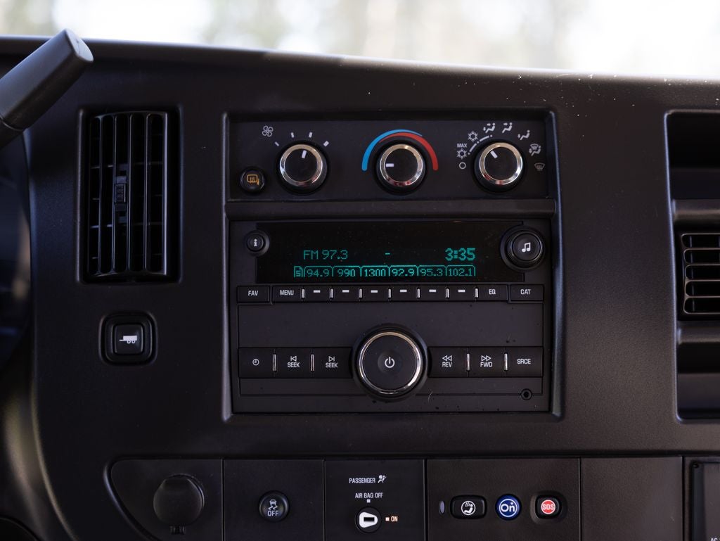 2025 Chevrolet Express 3500 LS Passenger