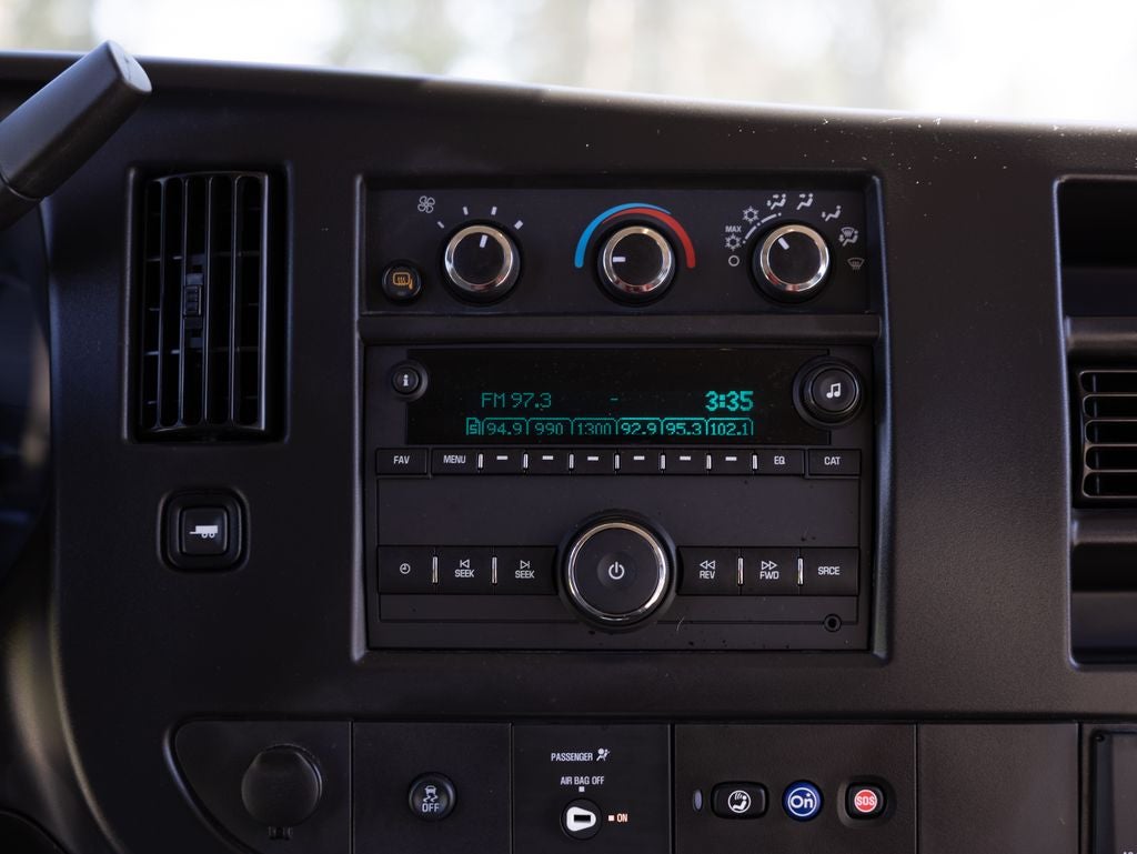 2025 Chevrolet Express 3500 LS Passenger