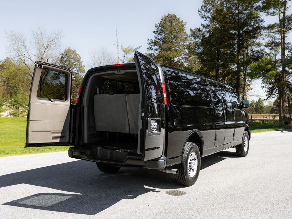 2025 Chevrolet Express 3500 LS Passenger
