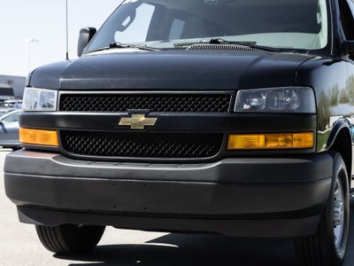 2025 Chevrolet Express 3500 LS Passenger