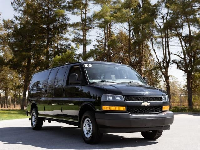 2025 Chevrolet Express 3500 LS Passenger