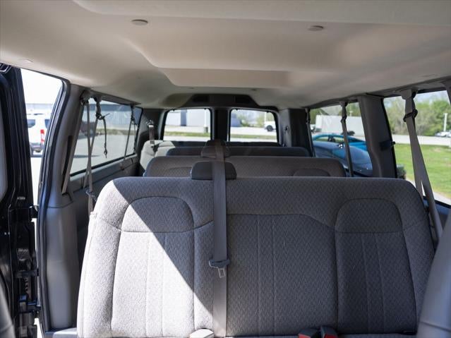 2025 Chevrolet Express 3500 LS Passenger