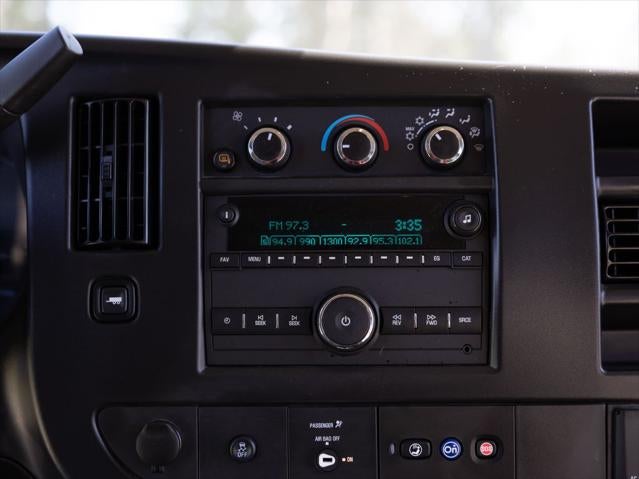 2025 Chevrolet Express 3500 LS Passenger