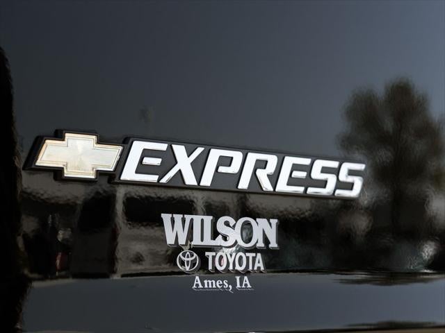 2025 Chevrolet Express 3500 LS Passenger