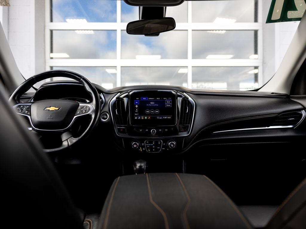 2021 Chevrolet Traverse LT Leather