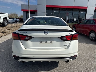 2022 Nissan Altima 2.5 SV