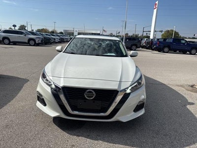 2022 Nissan Altima 2.5 SV