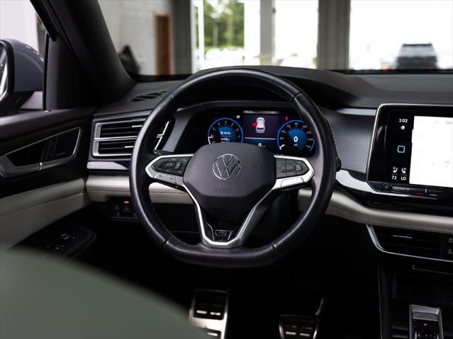 2024 Volkswagen Atlas Cross Sport 2.0T SEL Premium R-Line
