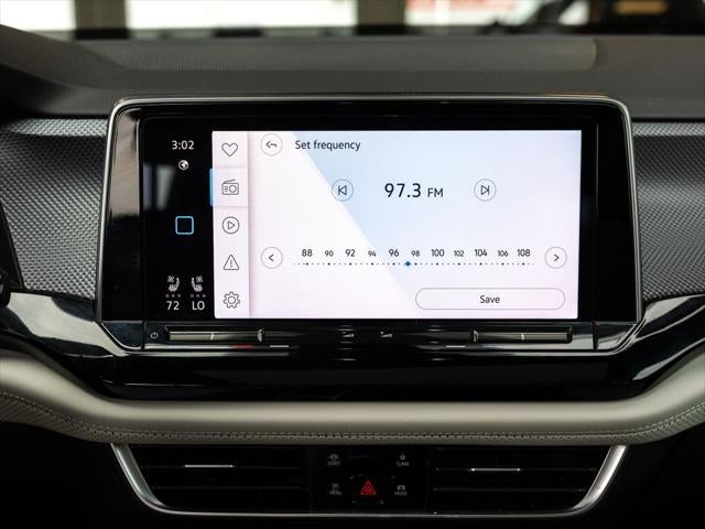 2024 Volkswagen Atlas Cross Sport 2.0T SEL Premium R-Line