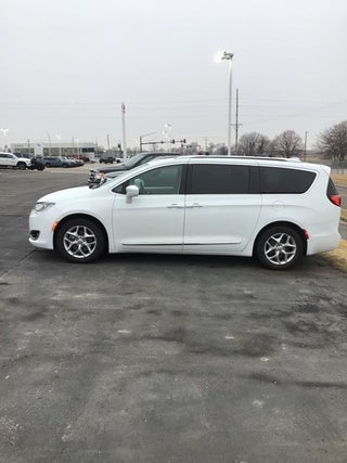 2019 Chrysler Pacifica Touring L Plus