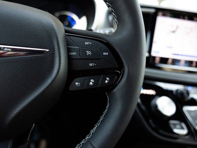 2022 Chrysler Pacifica Hybrid Touring L