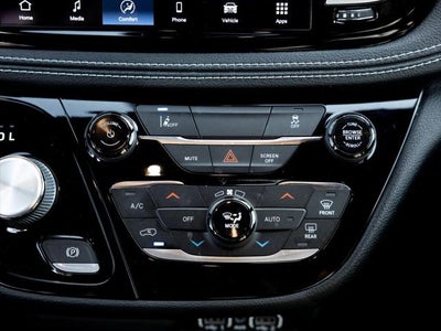 2022 Chrysler Pacifica Hybrid Touring L