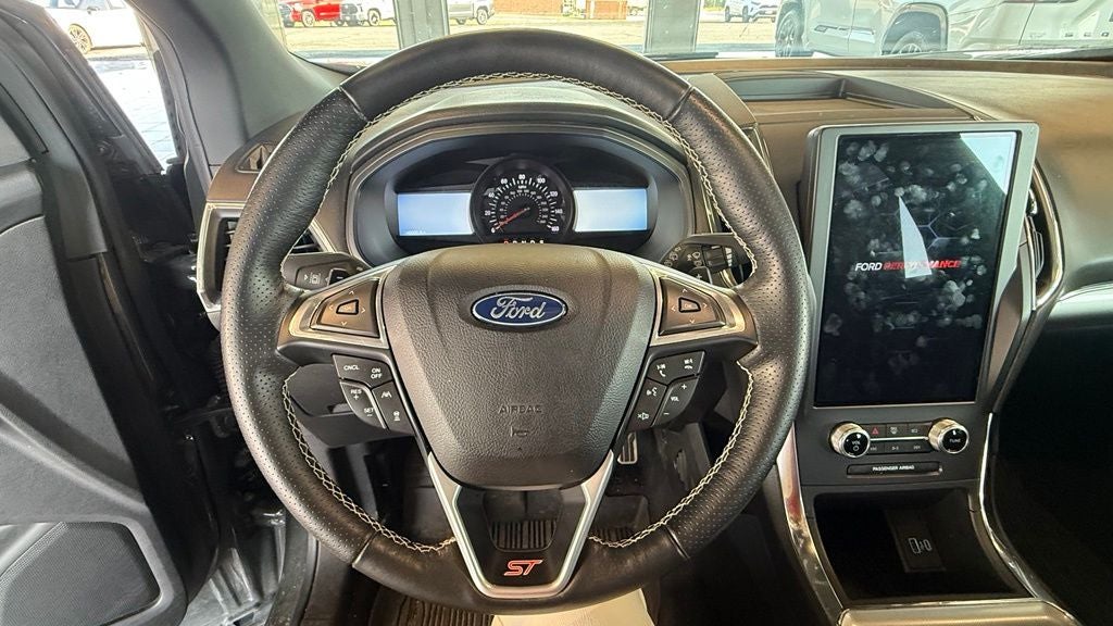 2022 Ford Edge ST