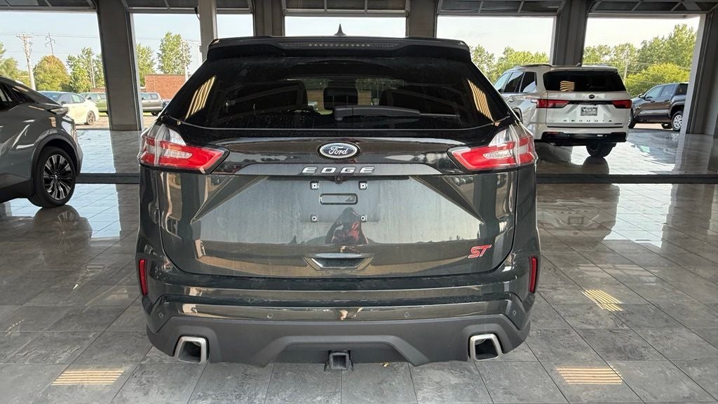 2022 Ford Edge ST