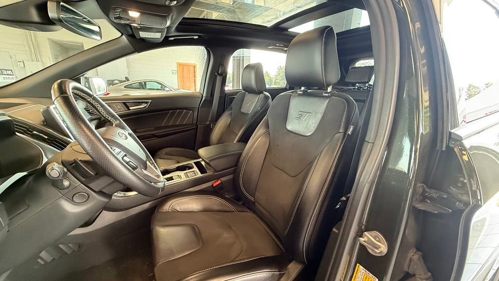 2022 Ford Edge ST