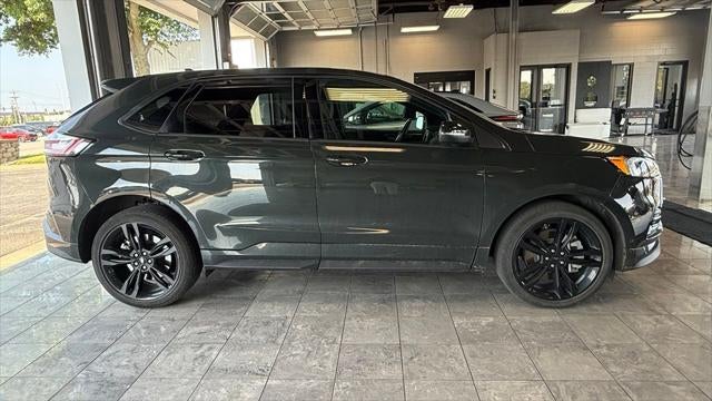 2022 Ford Edge ST