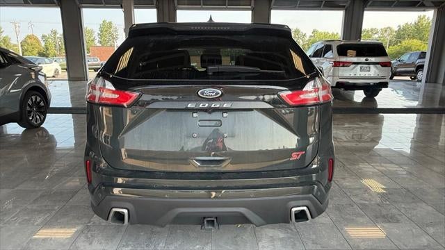 2022 Ford Edge ST