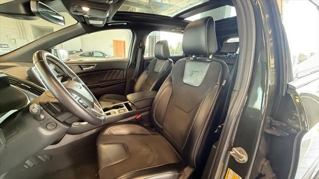 2022 Ford Edge ST