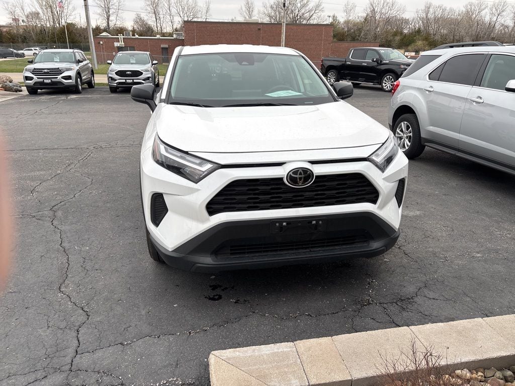 2024 Toyota RAV4 LE