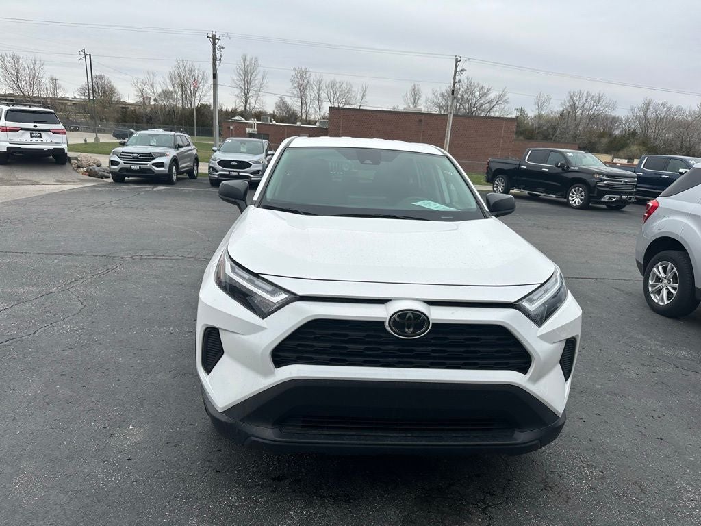 2024 Toyota RAV4 LE
