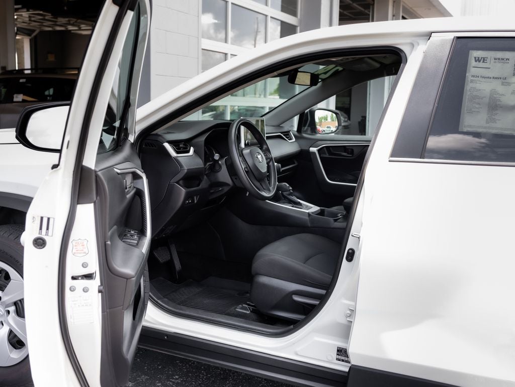 2024 Toyota RAV4 LE