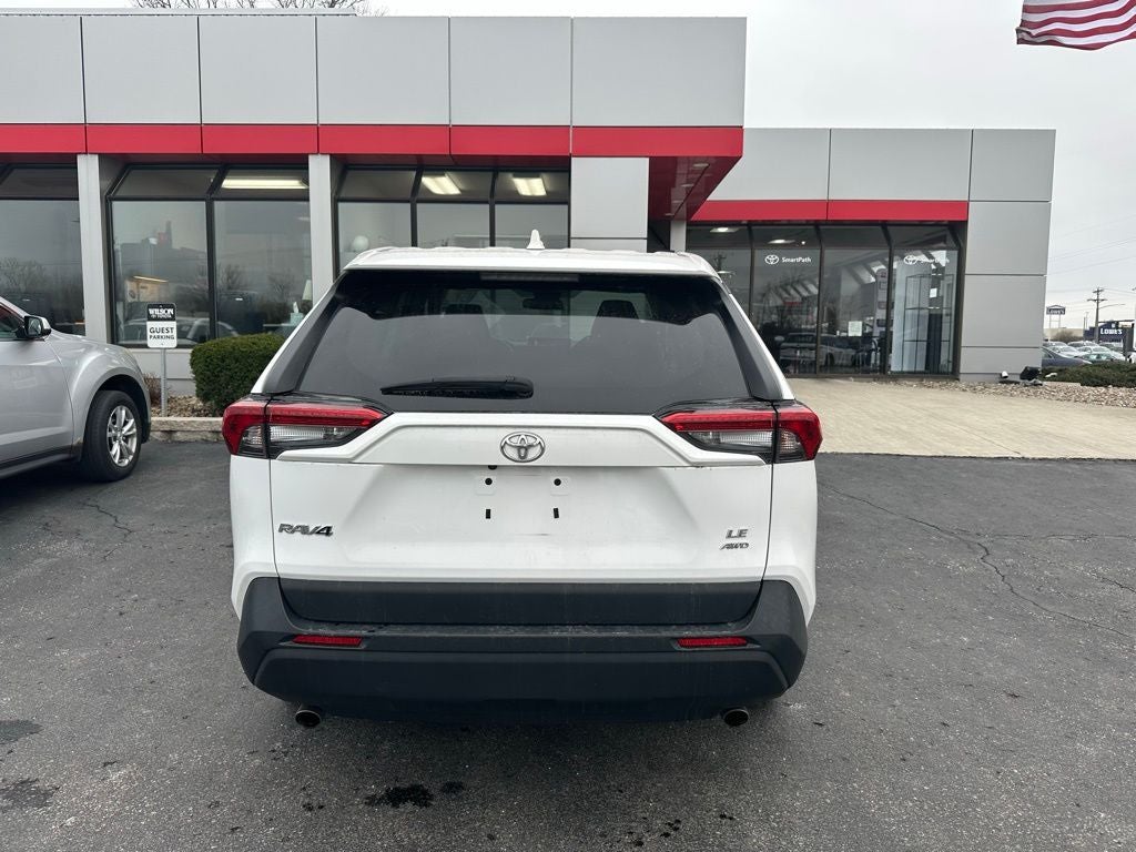 2024 Toyota RAV4 LE