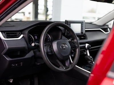 2022 Toyota RAV4 LE