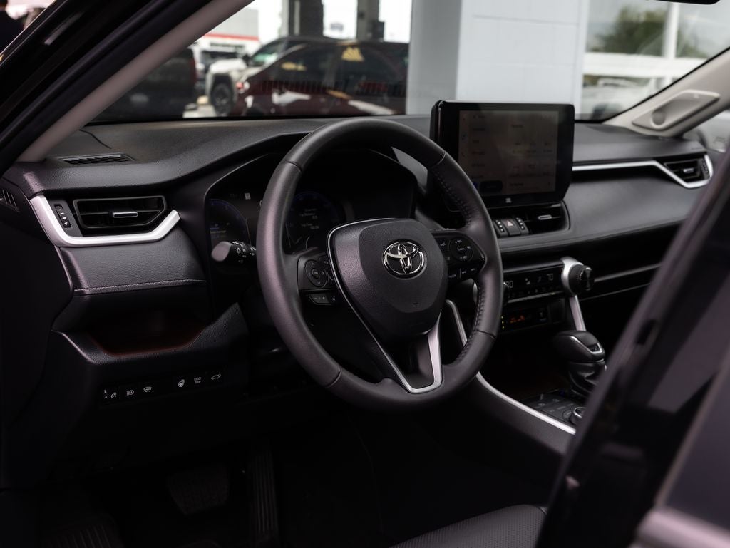 2023 Toyota RAV4 Limited - Photo 12