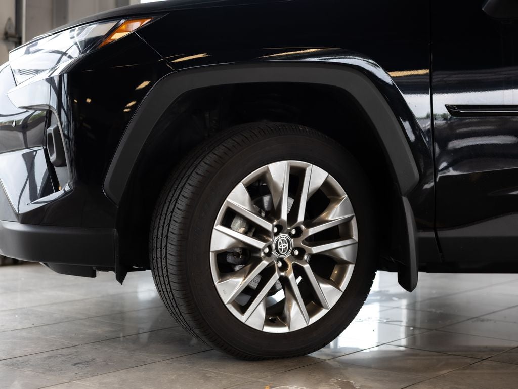 2023 Toyota RAV4 Limited - Photo 8