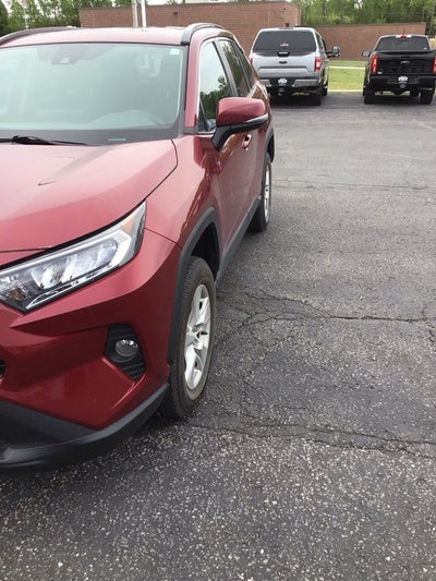 2020 Toyota RAV4 XLE