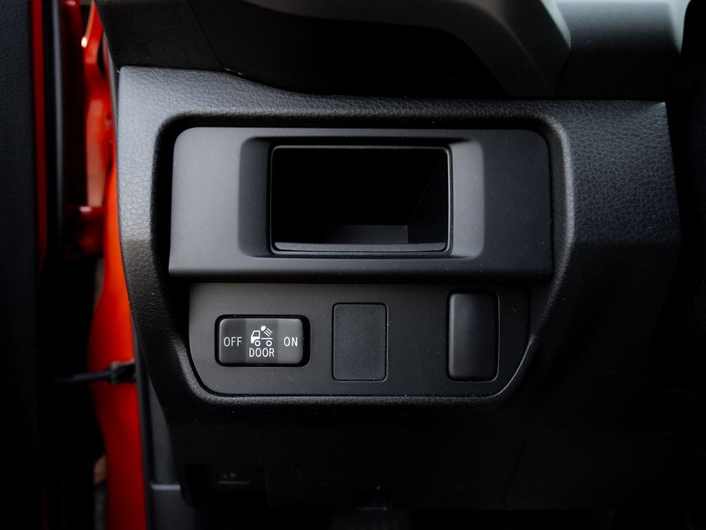 2017 Toyota Tacoma SR5 V6