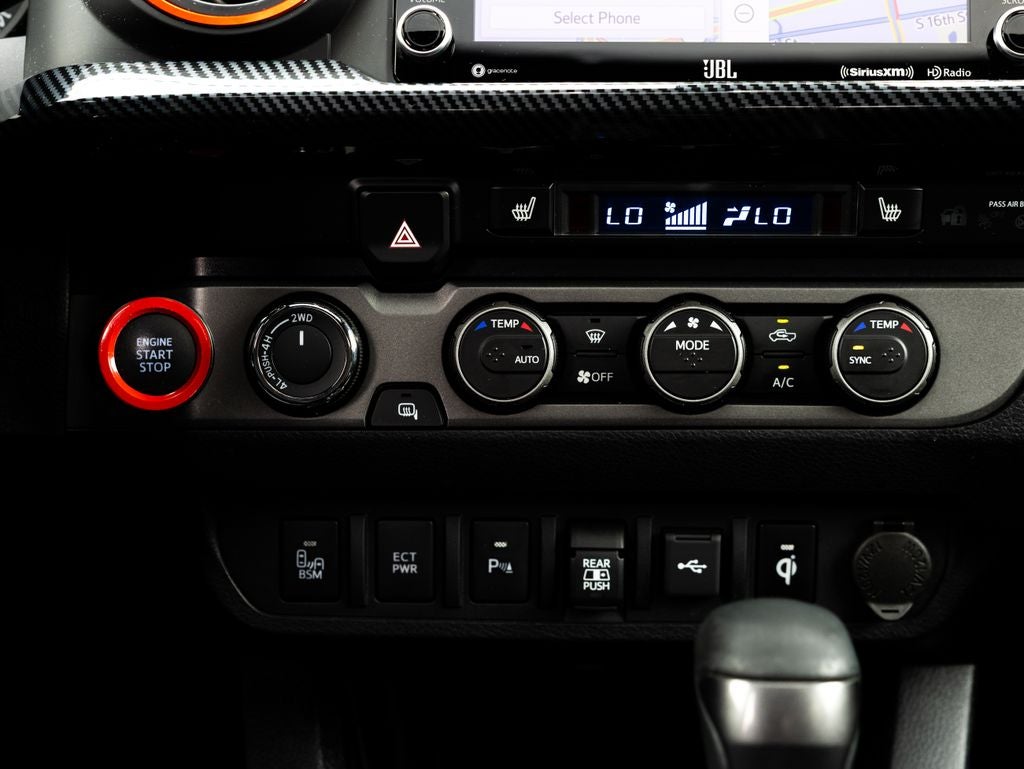 2022 Toyota Tacoma TRD Off-Road V6