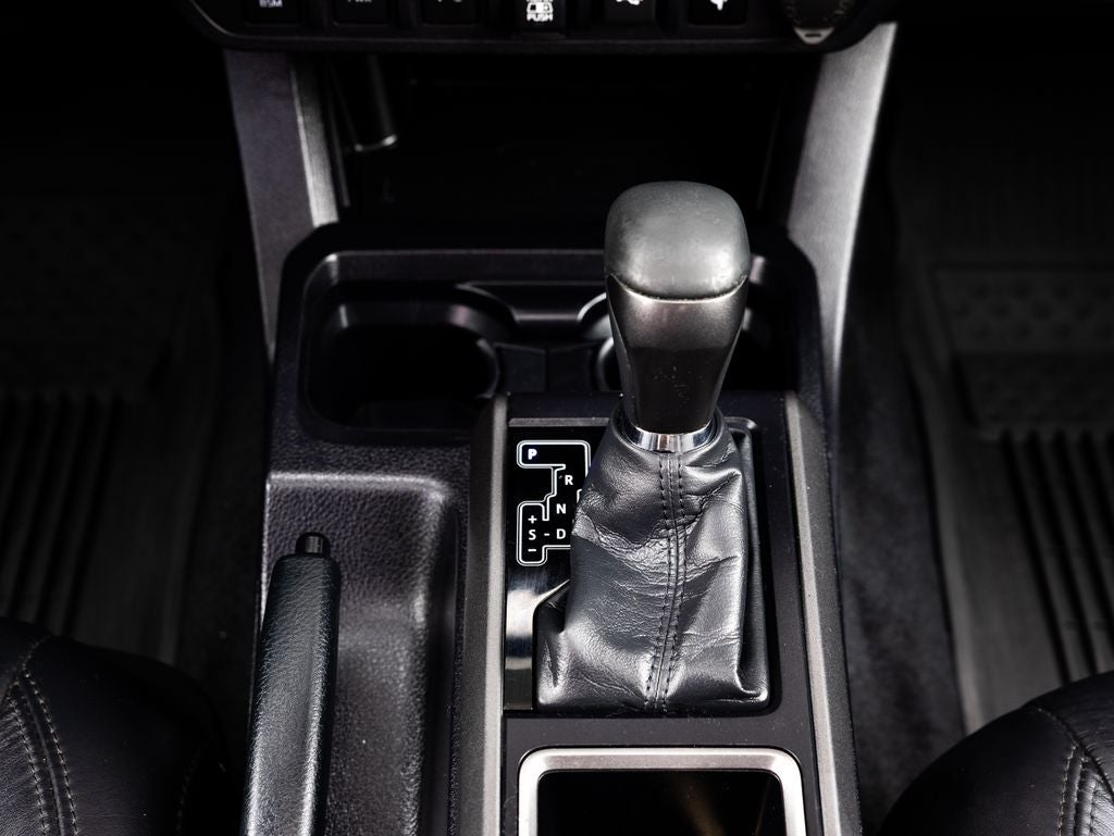 2022 Toyota Tacoma TRD Off-Road V6