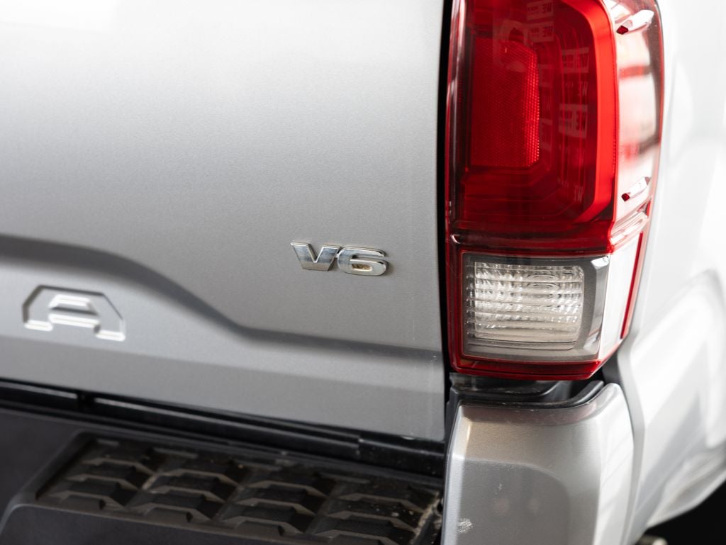 2018 Toyota Tacoma SR V6