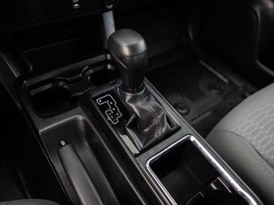 2018 Toyota Tacoma SR V6