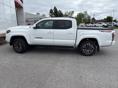 2022 Toyota Tacoma TRD Sport V6