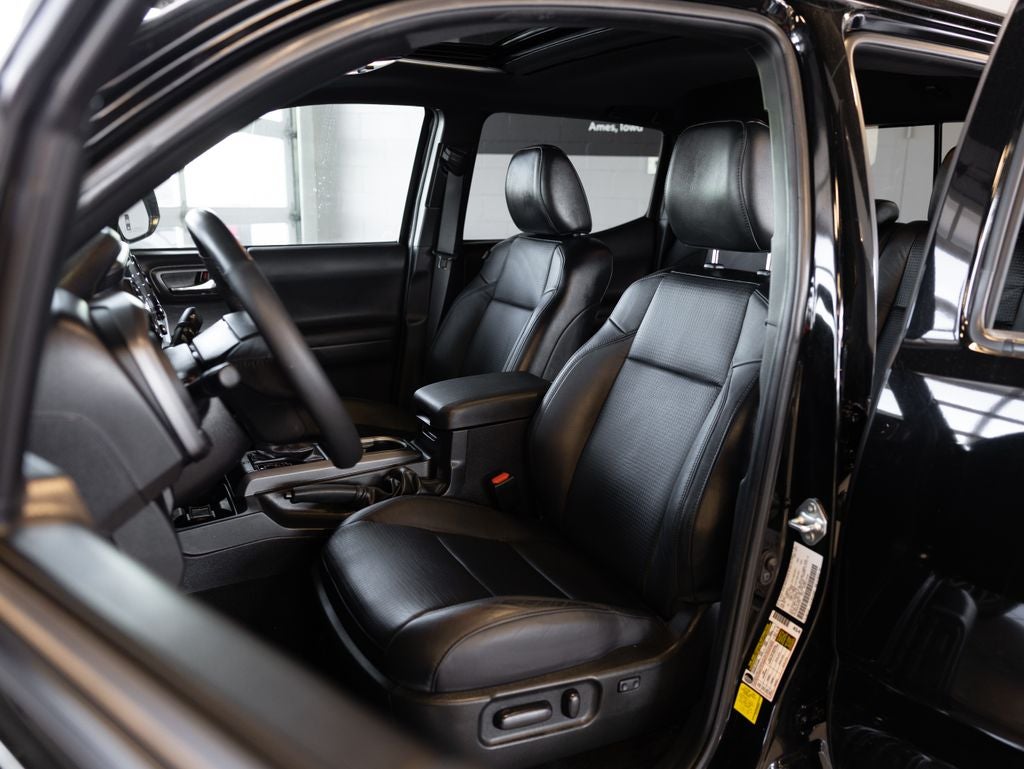 2023 Toyota Tacoma TRD Sport V6