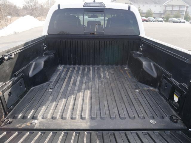 2017 Toyota Tacoma Limited V6
