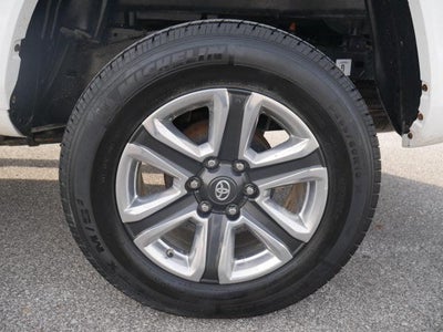2017 Toyota Tacoma Limited V6