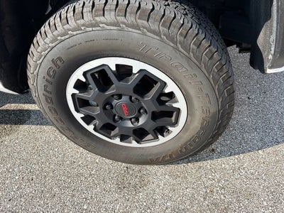 2024 Toyota Tacoma TRD Off-Road