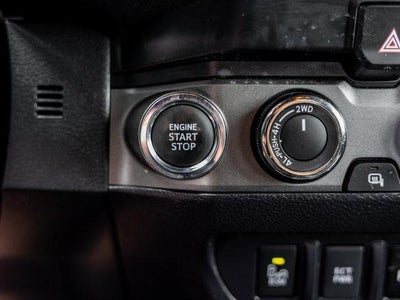 2022 Toyota Tacoma SR V6