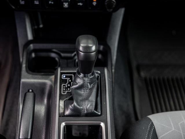 2022 Toyota Tacoma SR V6