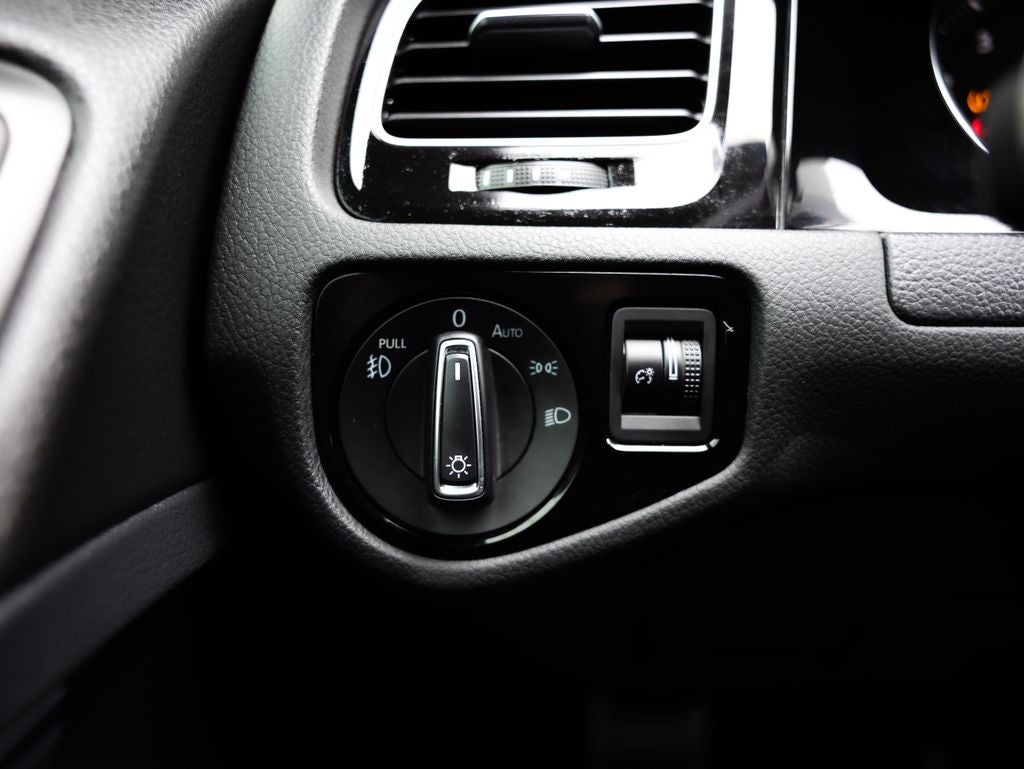 2019 Volkswagen Golf GTI 2.0T S