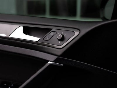 2019 Volkswagen Golf GTI 2.0T S