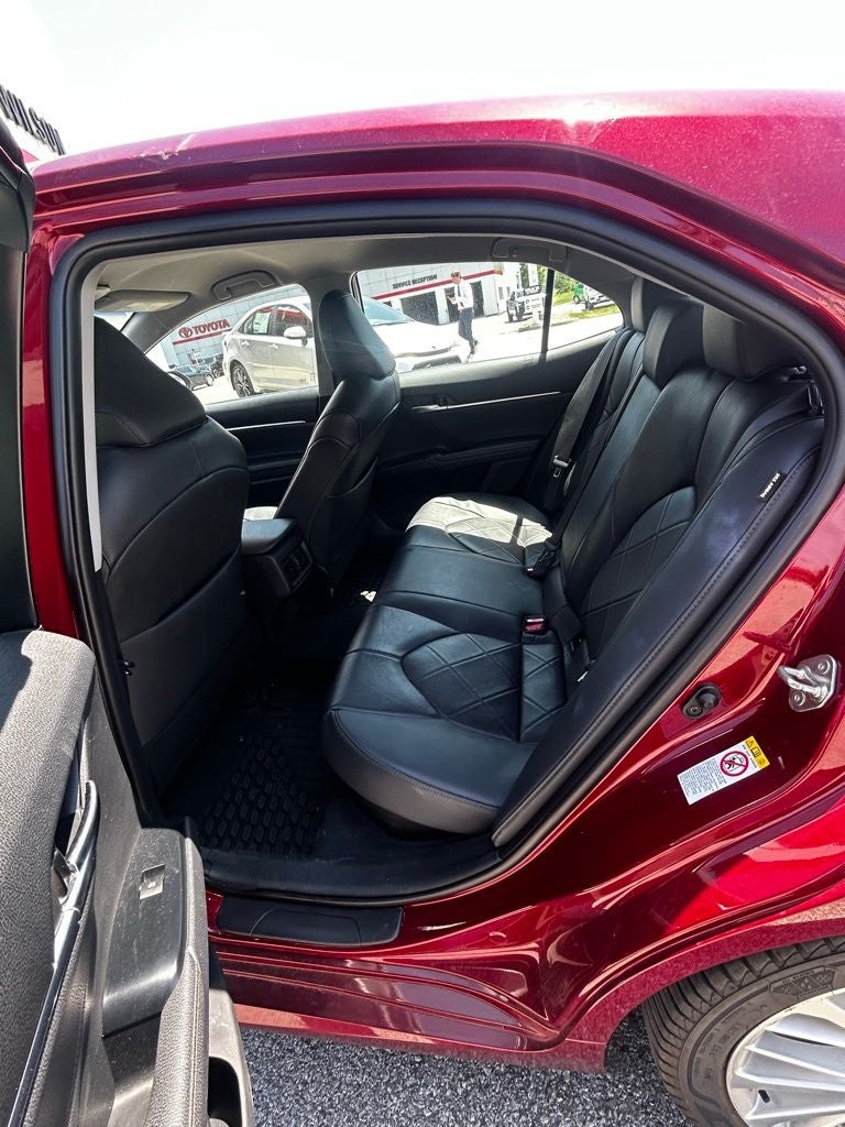 2018 Toyota Camry Hybrid XLE